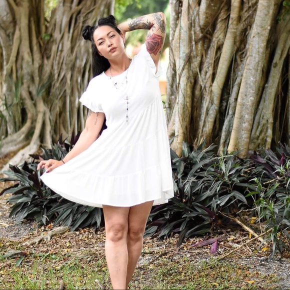 The House Of Gentry Dresses & Skirts - White Babydoll Dress
